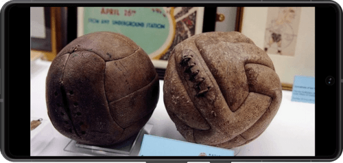 Первый футбольный мяч